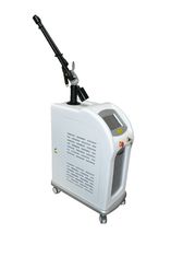 Chine Norme médicale de la machine 1064nm 532nm de retrait de tatouage de laser de Yag de commutateur de l'ordre technique Q fournisseur