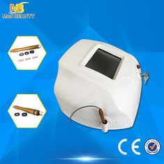 Chine Machine vasculaire portative de retrait du laser 980nm de la diode 30w pour le bouchon de veine fournisseur